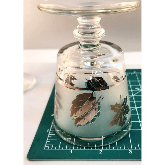 Libbey Silver Leaf Overlay Pedestal Glasses 8 Oz Rocks Glasses 4.25" Set Of 2 - Picture 4 of 9